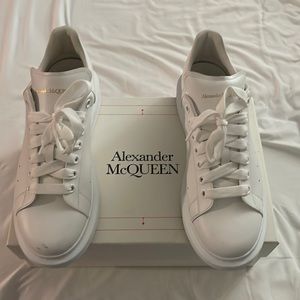 Alexander McQueen men sneakers